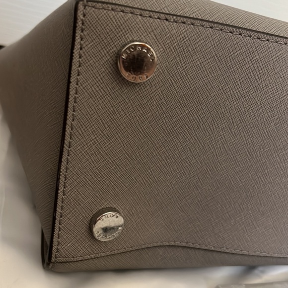 Grey Michael Kors Crossbody Handbag - Picture 8 of 8
